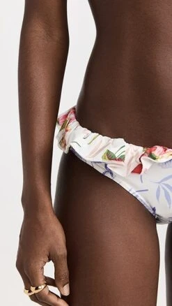 LoveShackFancy Danessa Bikini Set -LoveShackFancy Shop lshac310971ec06 1669662126708 2 0. UX357 QL90